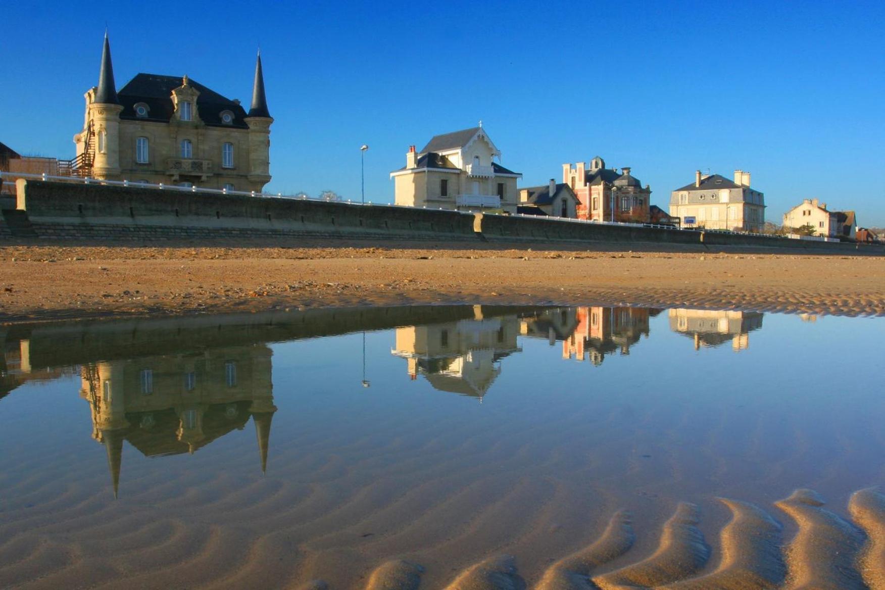 La Cle Des Champs Maison Plain Pied Spacieuse Lumineuse Bien Equipee, 3 Belles Chambres, Terrasse, Grand Jardin Clos, Parking, Pres De Bayeux Et Omaha Beach Tour-en-Bessin Exterior photo